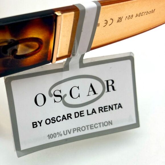 NWT Oscar de la Renta 1394 651 Stylish Amber Sunglasses